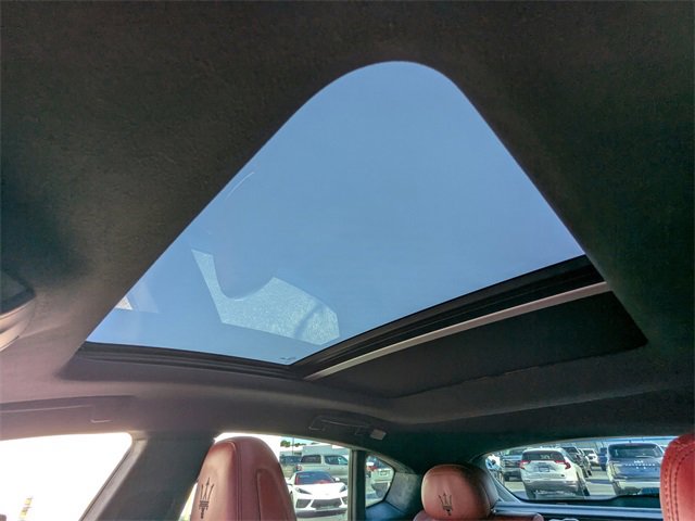 Used 2019 Maserati Levante GranSport image 24