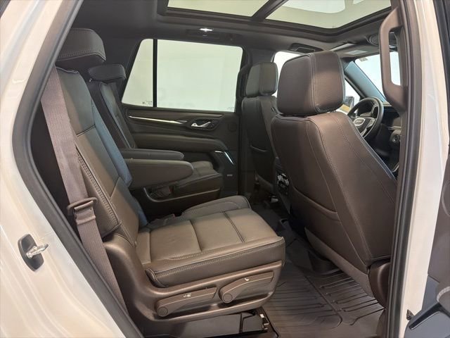 Used 2023 GMC Yukon Denali AWD/4WD image 49