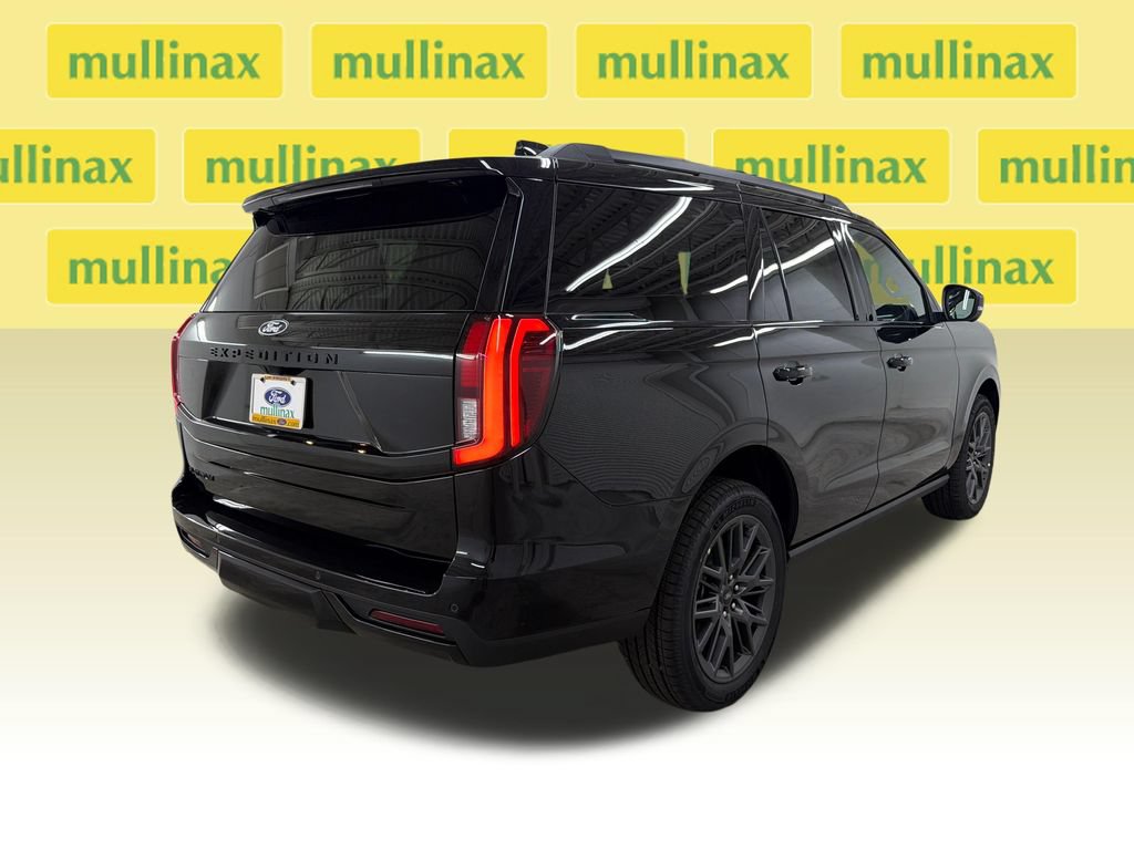 New 2027 Ford Expedition Platinum w/ Stealth Appearance Package RWD image 3