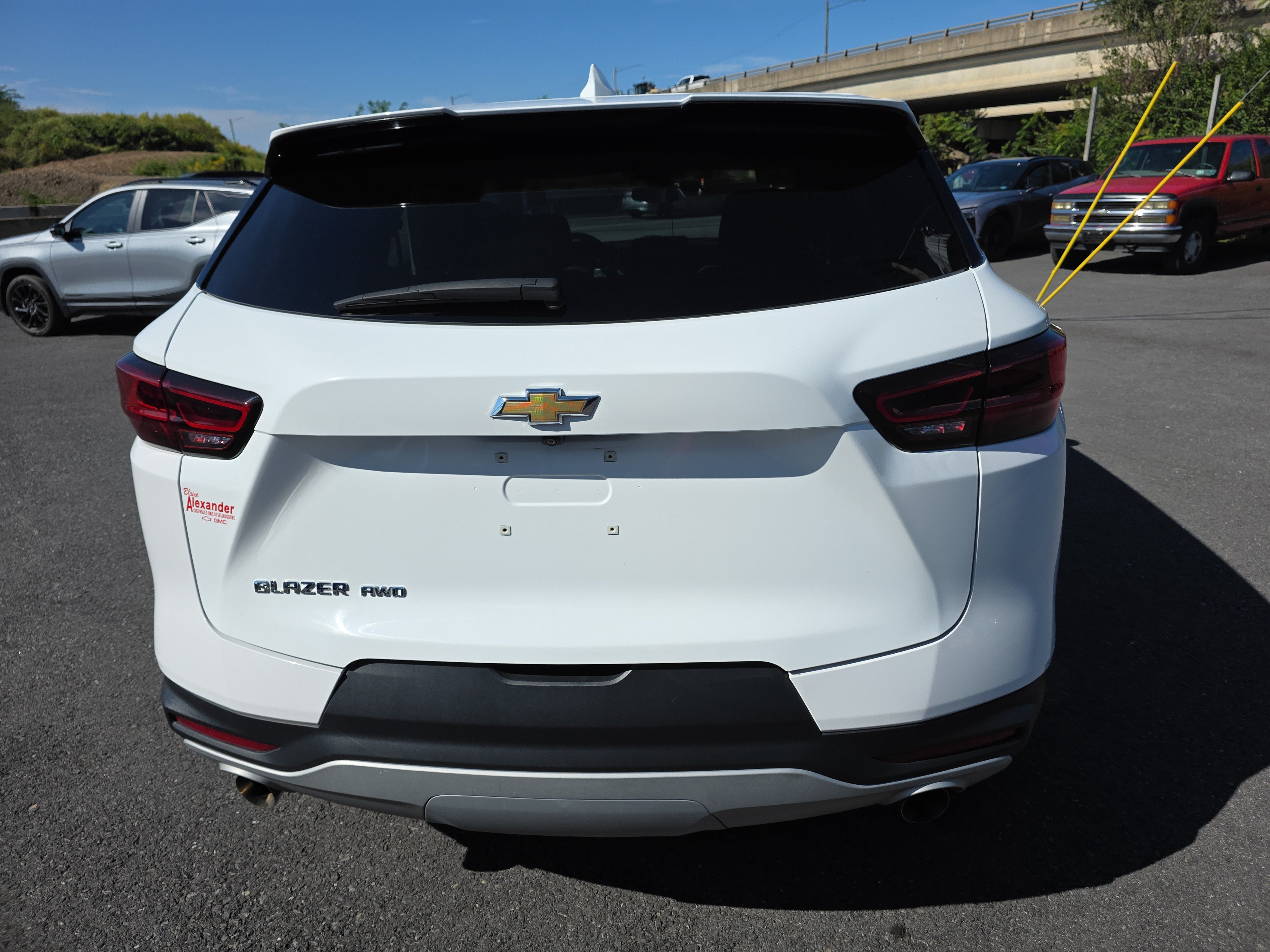Used 2025 Chevrolet Blazer LT AWD/4WD image 4