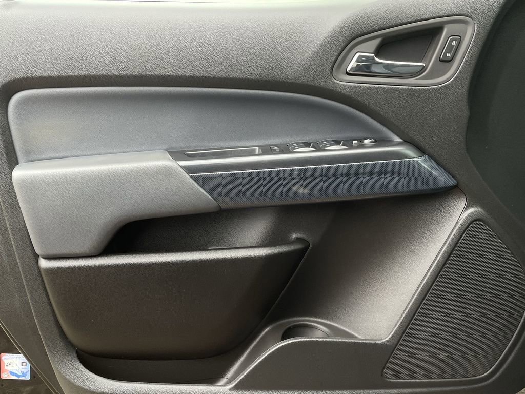 Used 2022 Chevrolet Colorado Z71 w/ Z71 Midnight Edition image 20