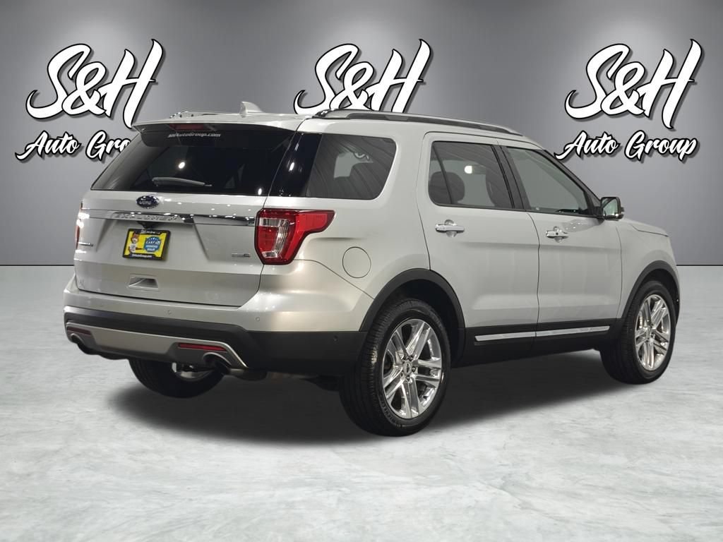 Used 2017 Ford Explorer Limited w/ Equipment Group 301A AWD/4WD image 24