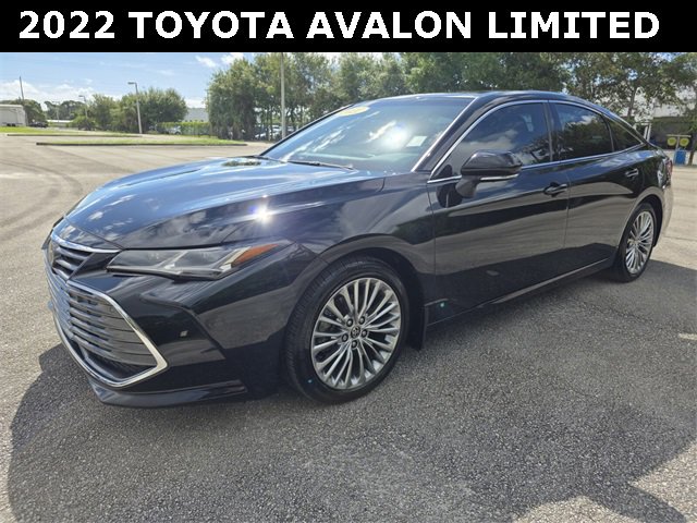 Used 2022 Toyota Avalon Limited image 7