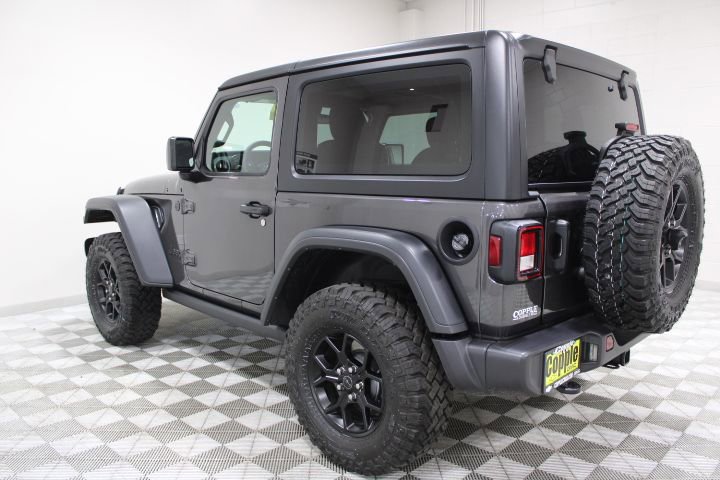 Used 2024 Jeep Wrangler Sport AWD/4WD image 9