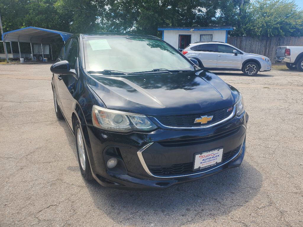 Used 2019 Chevrolet Sonic LT FWD image 2