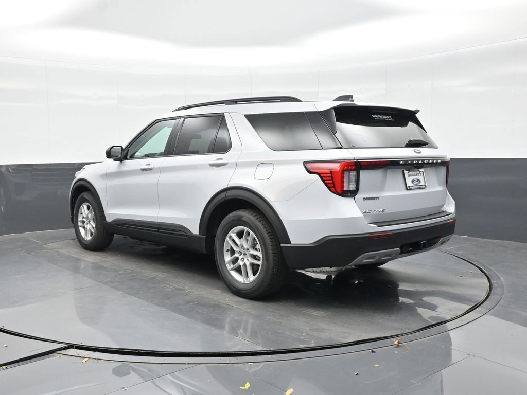 New 2026 Ford Explorer Active w/ Active Comfort Package image 4