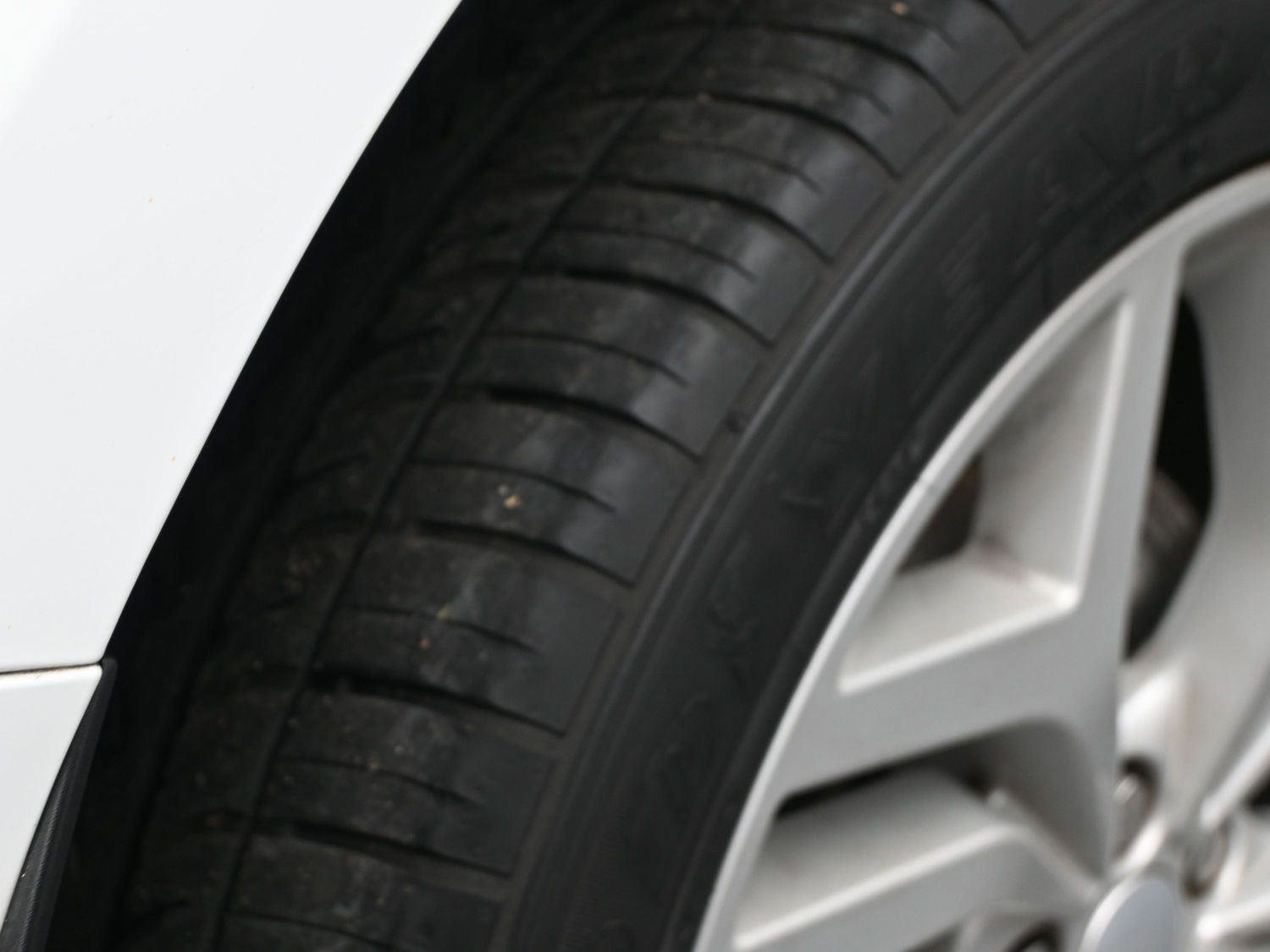 Used 2021 Land Rover Range Rover Evoque SE image 13