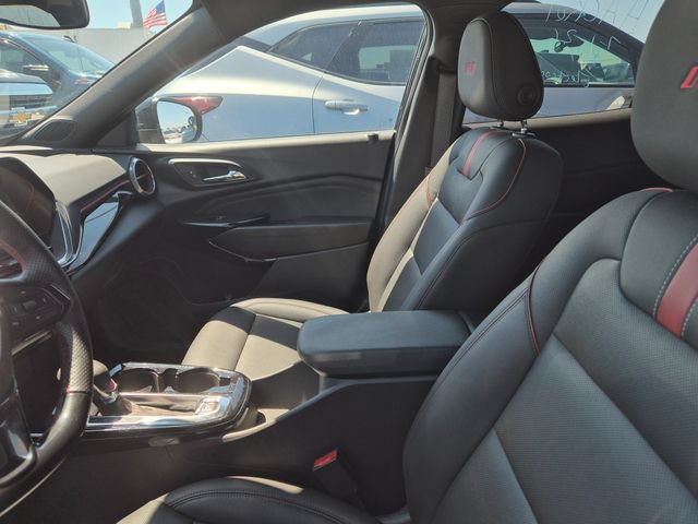 Used 2025 Chevrolet Trax RS w/ Driver Confidence Package FWD image 9
