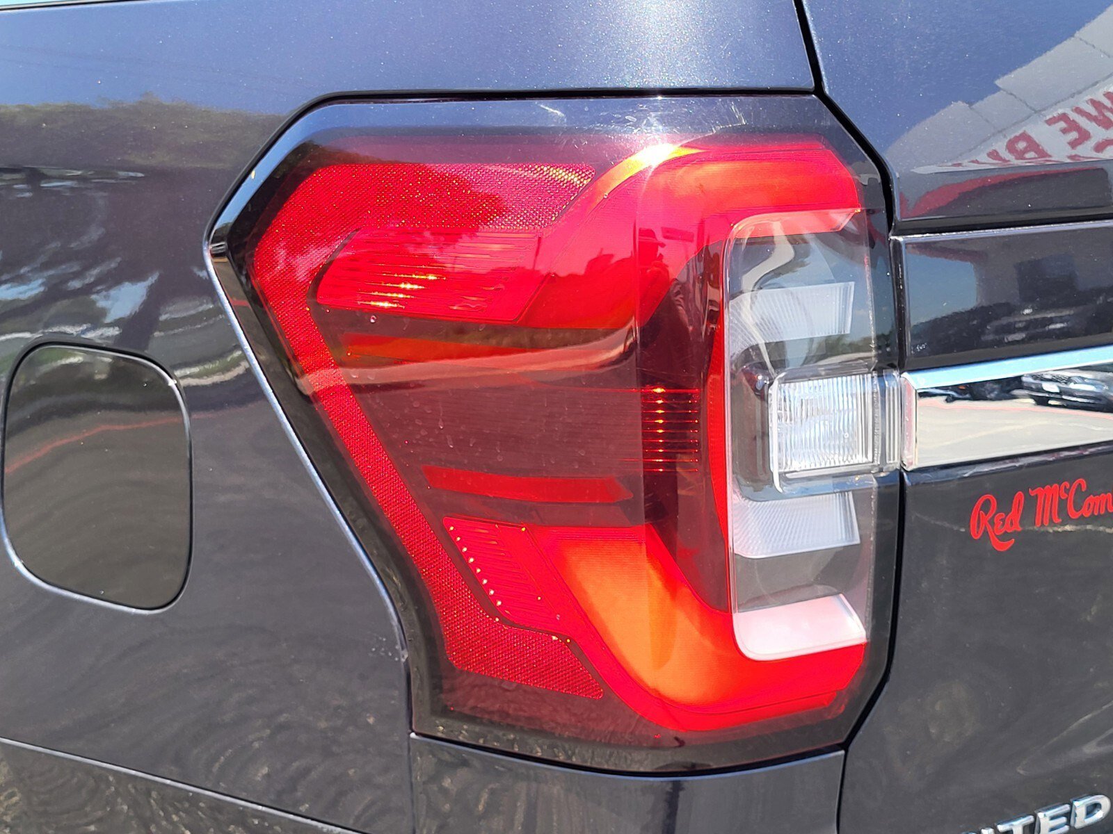 Certified 2024 Ford Expedition Limited AWD/4WD image 10
