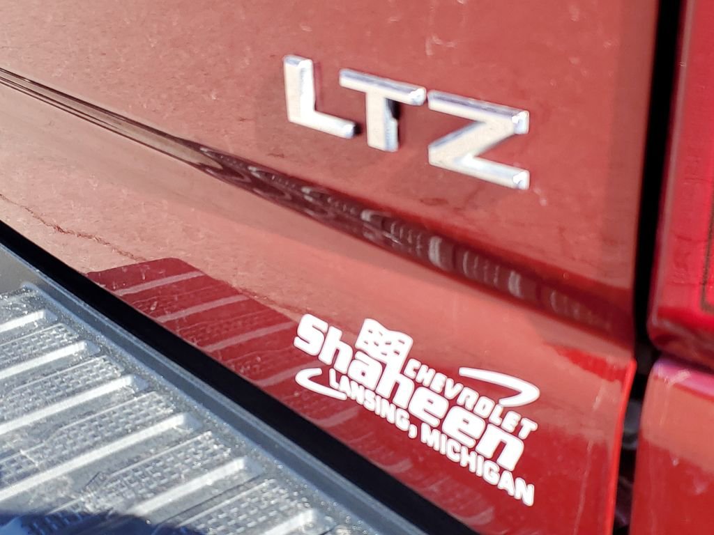 Used 2024 Chevrolet Silverado 2500 LTZ w/ LTZ Convenience Package image 38