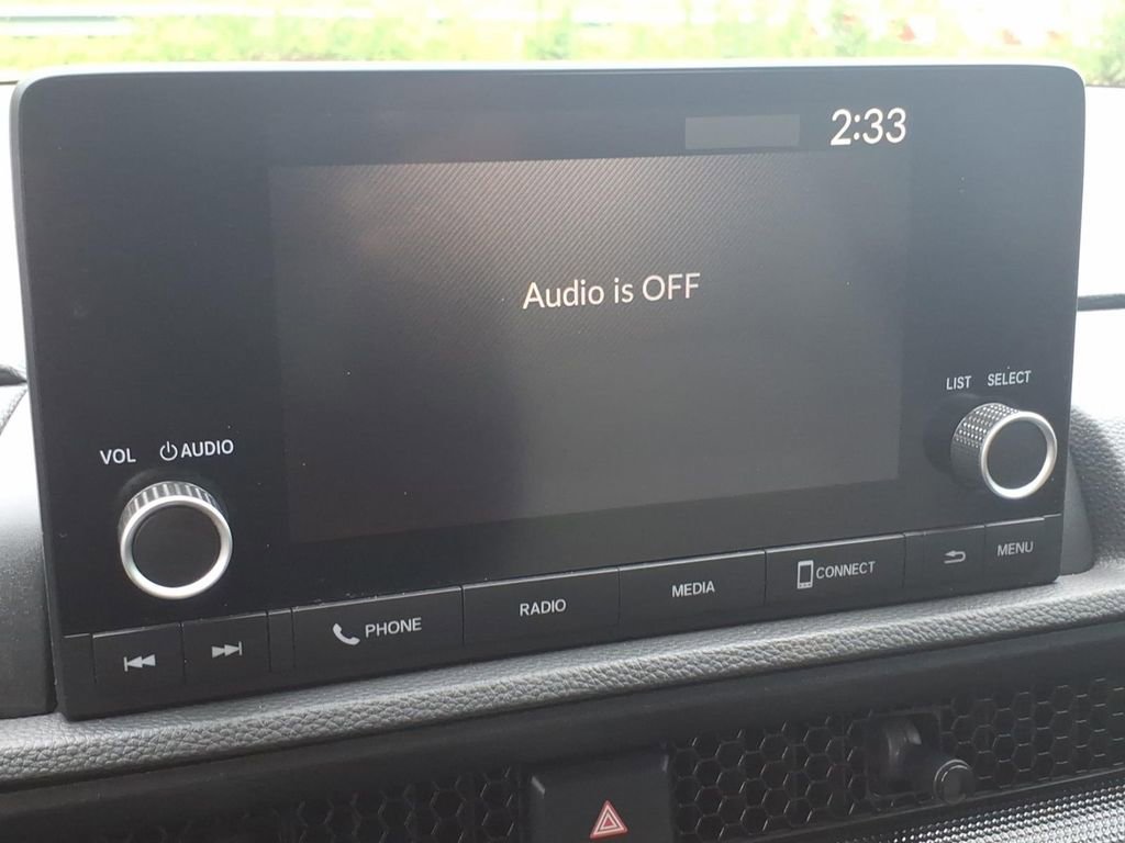 Used 2023 Honda CR-V LX image 9