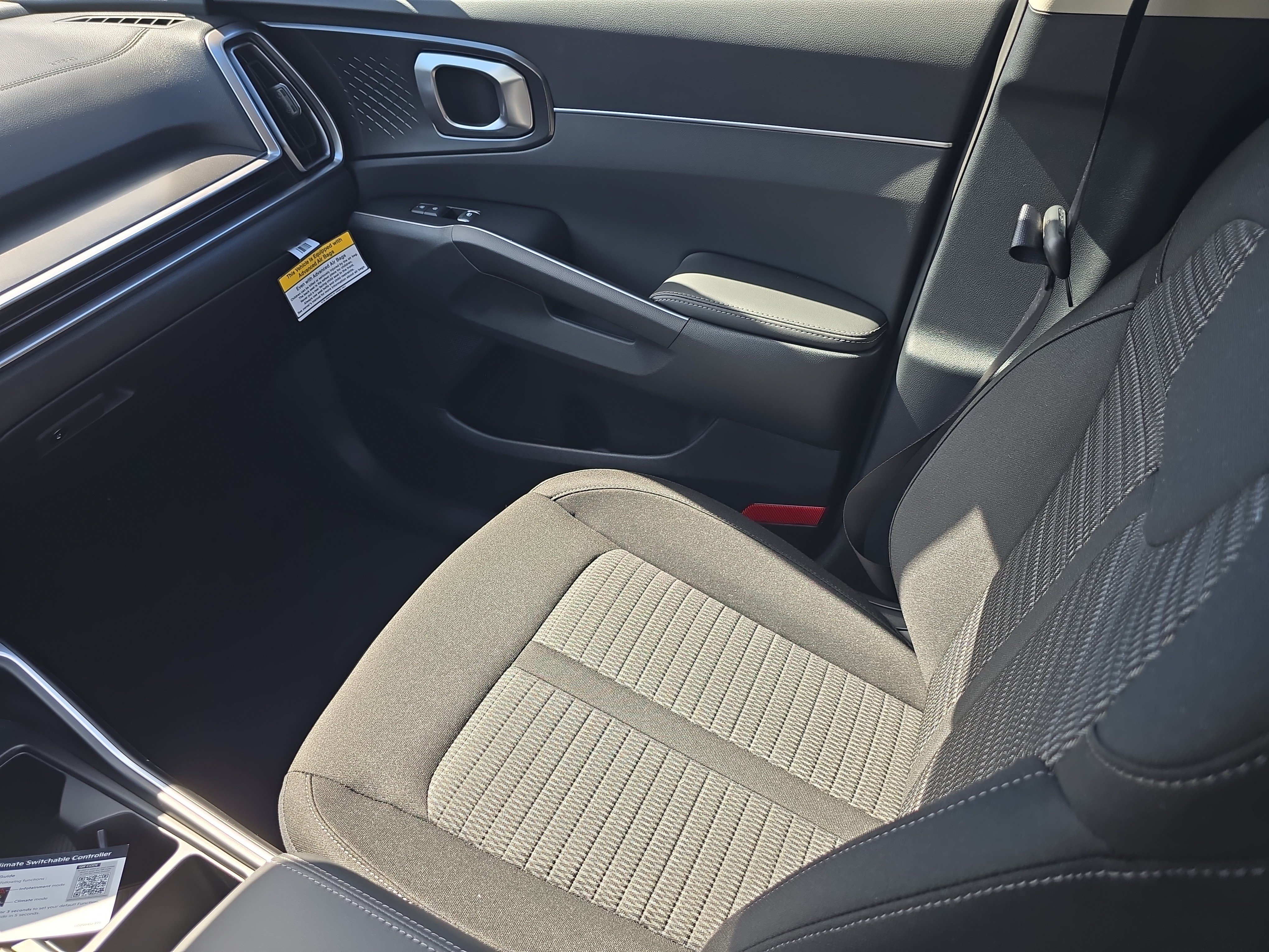 New 2026 Kia Sorento LX FWD image 15