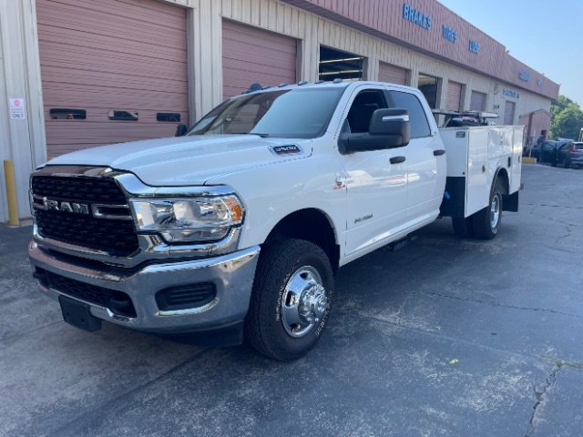 Used 2024 RAM 3500 SLT w/ Quick Order Package 2YG SLT image 1