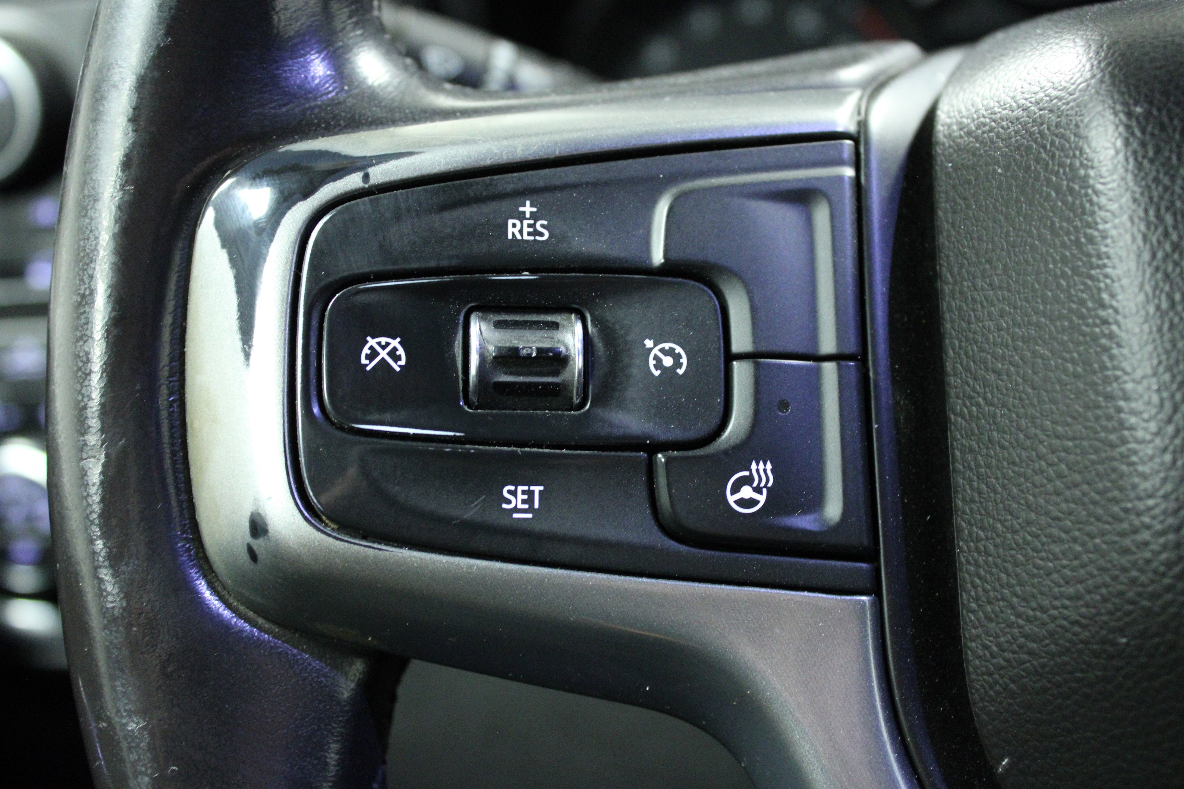 Used 2020 Chevrolet Silverado 1500 LT w/ All-Star Edition image 20