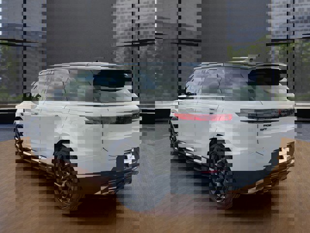 Used 2023 Land Rover Range Rover Sport SE image 3