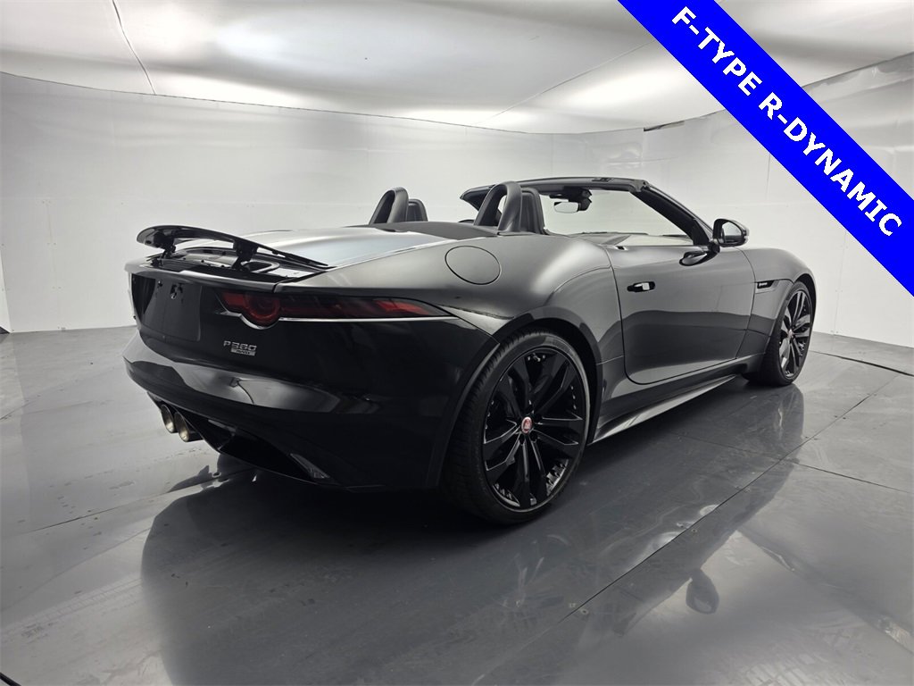 Used 2020 Jaguar F-TYPE Checkered Flag image 4