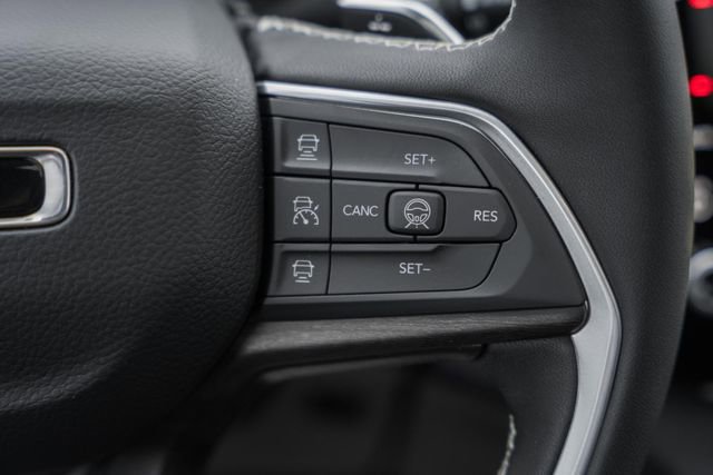 New 2026 Jeep Grand Cherokee L Limited image 33