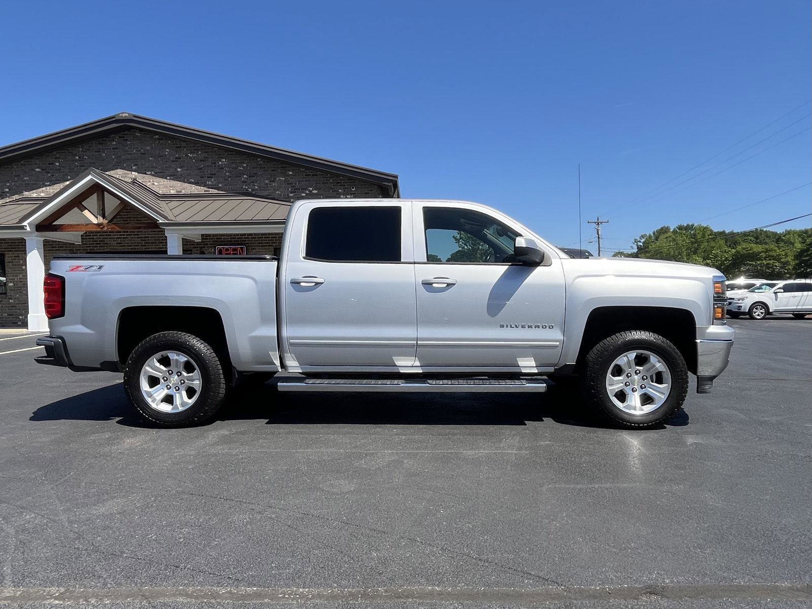 Used 2015 Chevrolet Silverado 1500 LT w/ All Star Edition AWD/4WD image 23