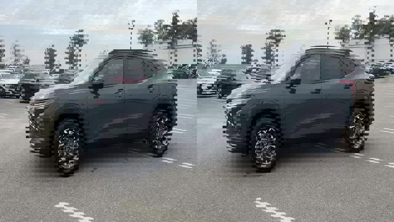 New 2026 Chevrolet Trax LT w/ LT Convenience Package image 2