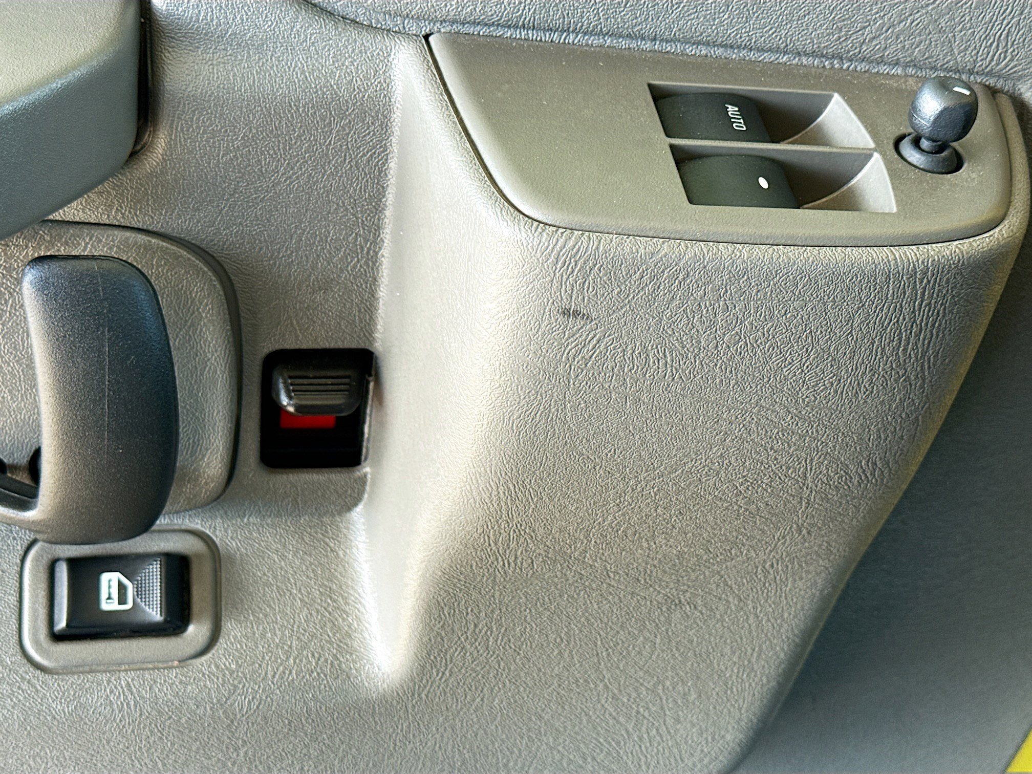 Used 2023 Chevrolet Express 2500 w/ Driver Convenience Package image 22