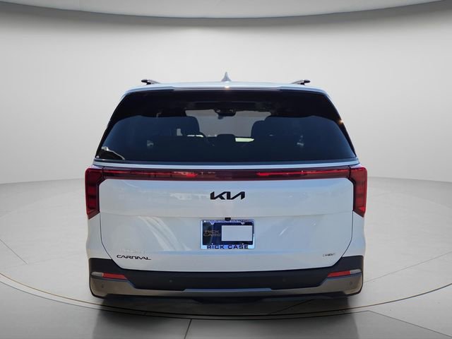 Used 2025 Kia Carnival SX w/ SX Dark Edition Package FWD image 5