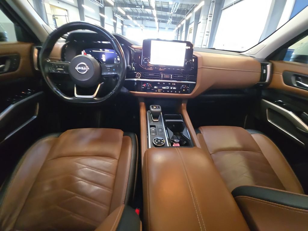 Used 2023 Nissan Pathfinder Platinum AWD/4WD image 21