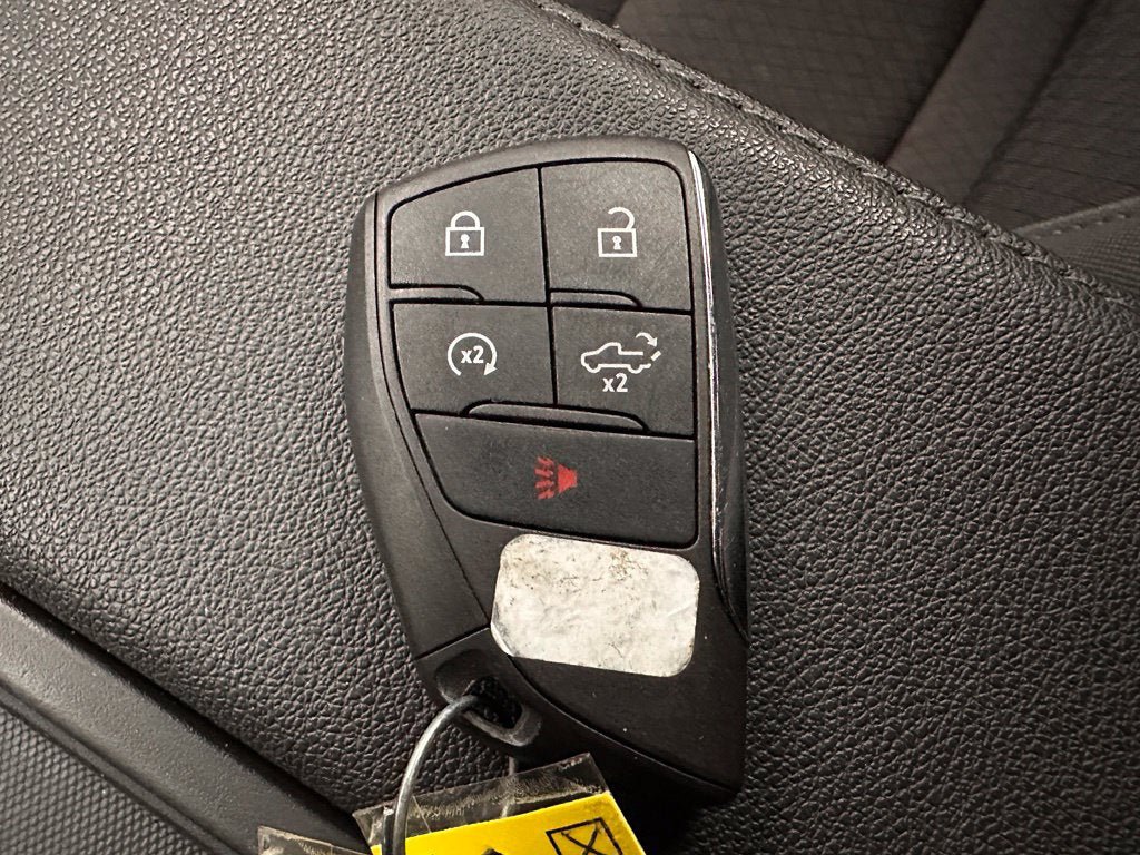 Used 2023 Chevrolet Silverado 1500 LT AWD/4WD image 22