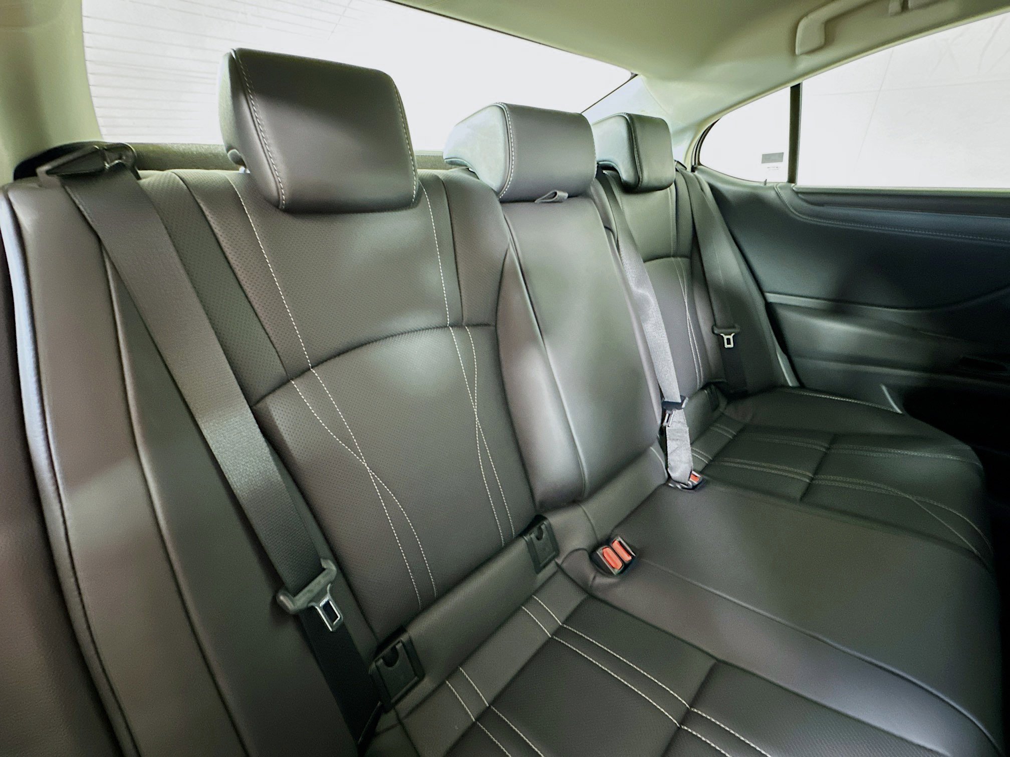 New 2025 Lexus ES 350 w/ Luxury Package image 26