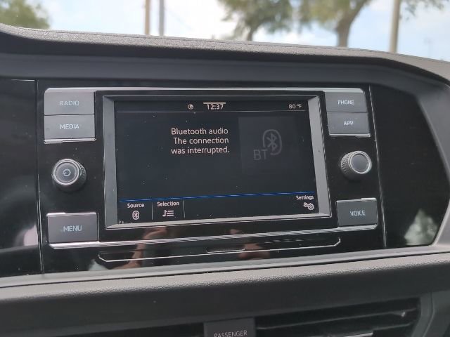 Used 2023 Volkswagen Jetta SE image 16