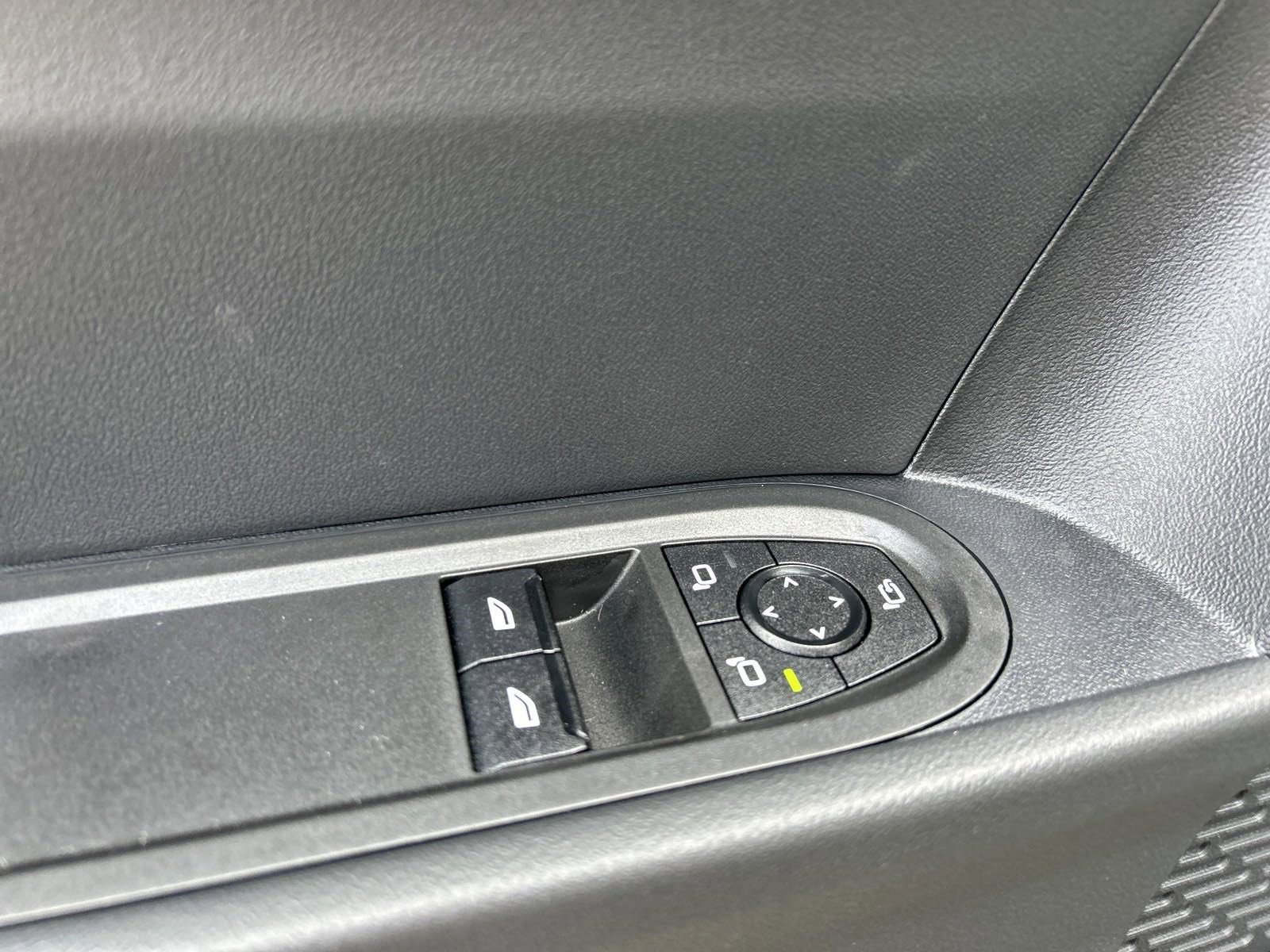 Certified 2025 MINI Cooper 2-Door Hardtop image 24