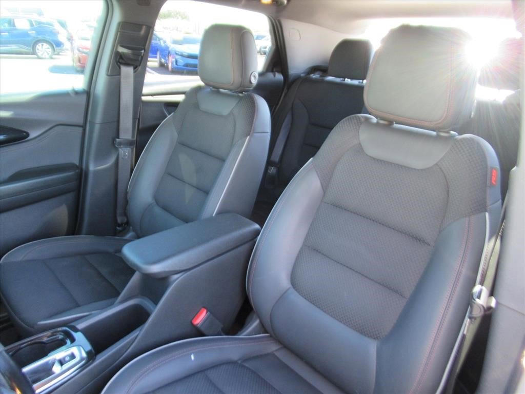 Certified 2023 Chevrolet TrailBlazer RS w/ Sun and Liftgate Package image 16