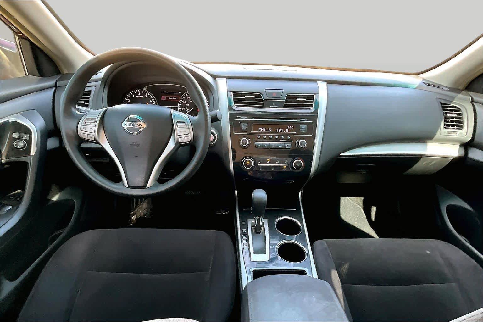 Used 2013 Nissan Altima 2.5 S FWD image 14