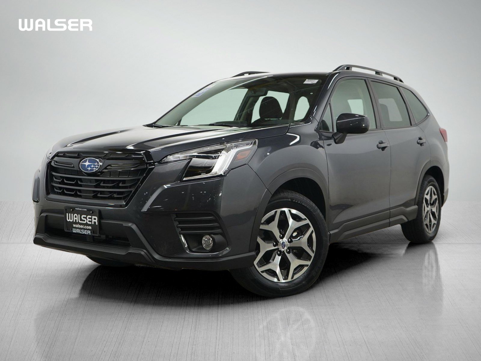 Used 2022 Subaru Forester Premium AWD/4WD image 1