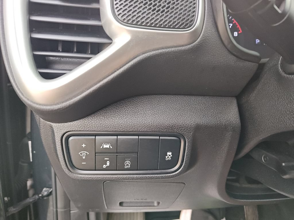 Used 2020 Kia Soul GT-Line w/ GT 2.0L Power Sunroof Package FWD image 27