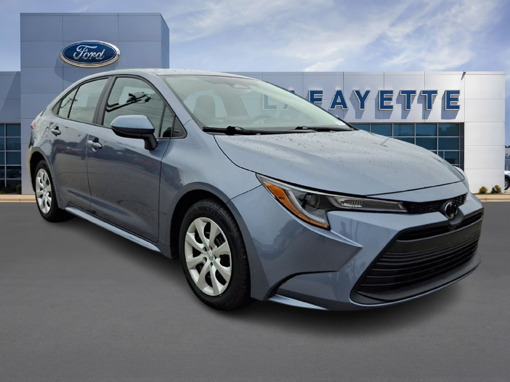 Used 2025 Toyota Corolla LE w/ Convenience Package