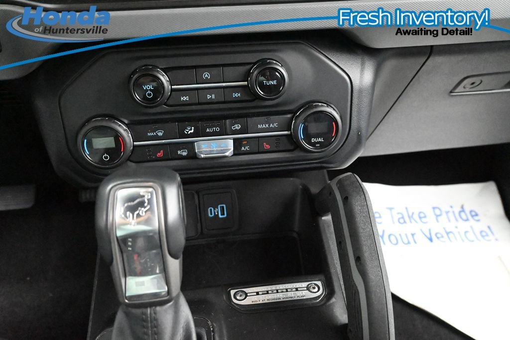 Used 2023 Ford Bronco Big Bend w/ Sasquatch Package AWD/4WD image 20