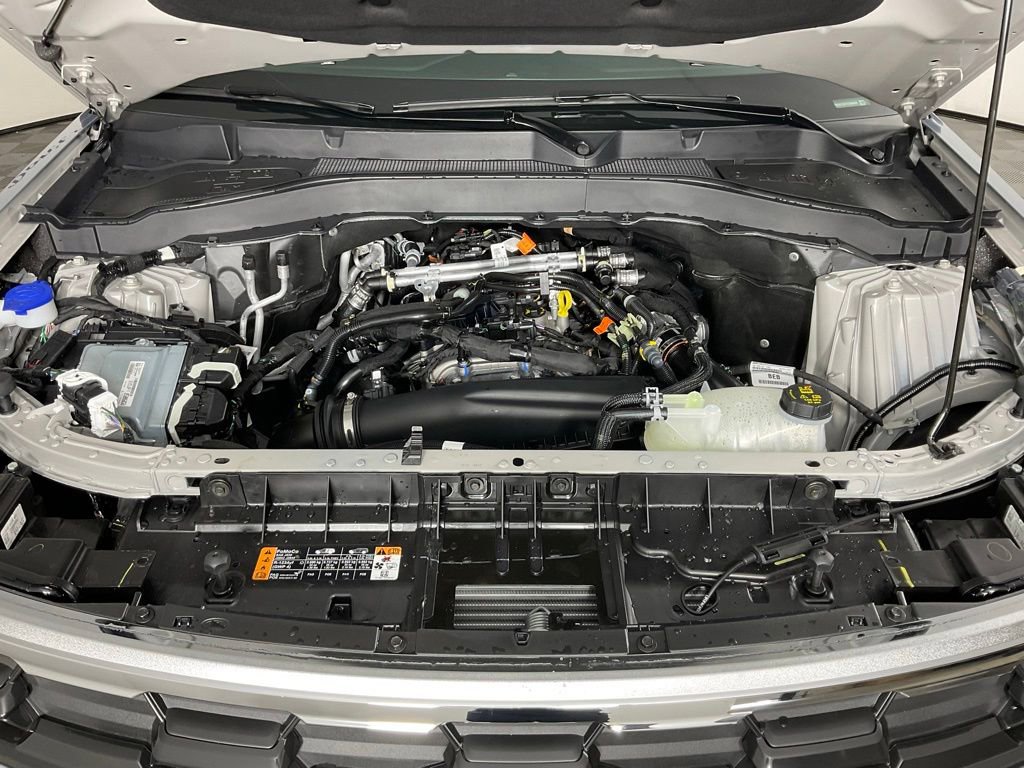 New 2026 Ford Explorer Active RWD image 9
