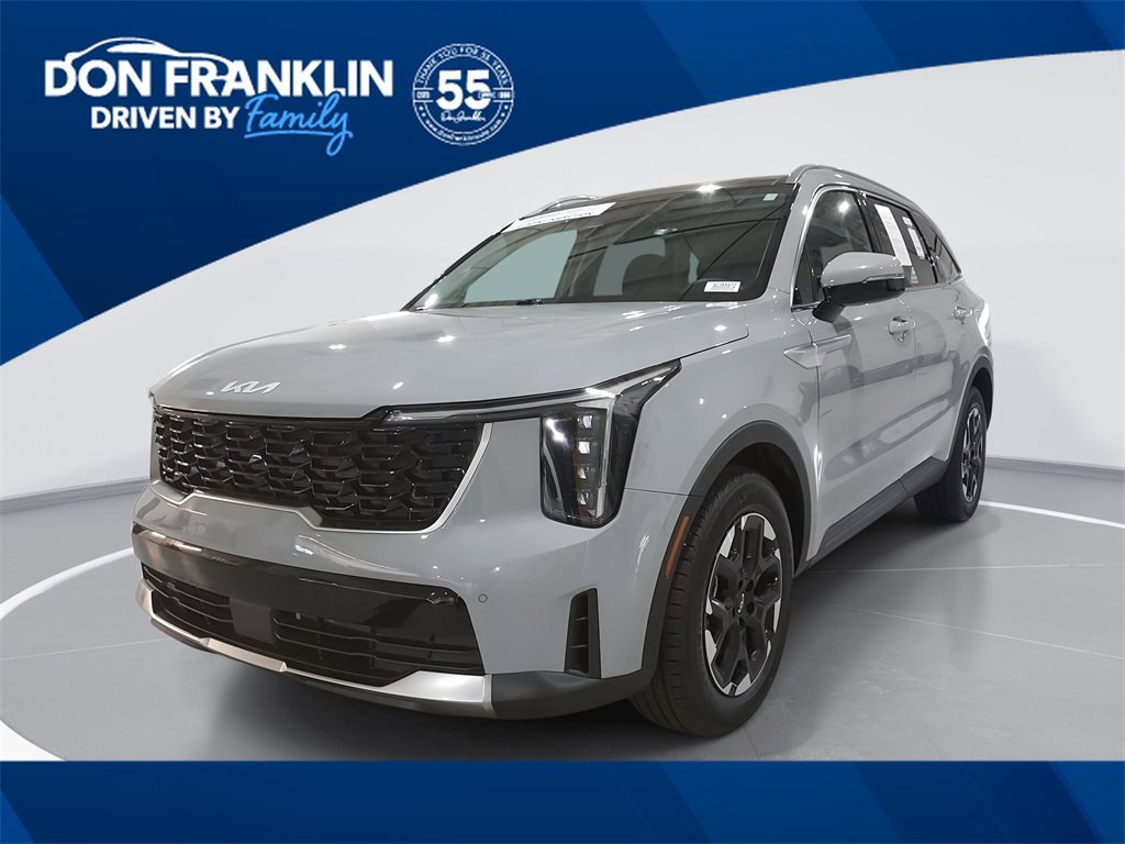 Used 2025 Kia Sorento S w/ Panoramic Sunroof Package