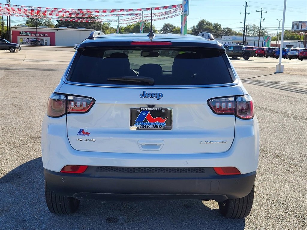 Used 2025 Jeep Compass Limited image 6