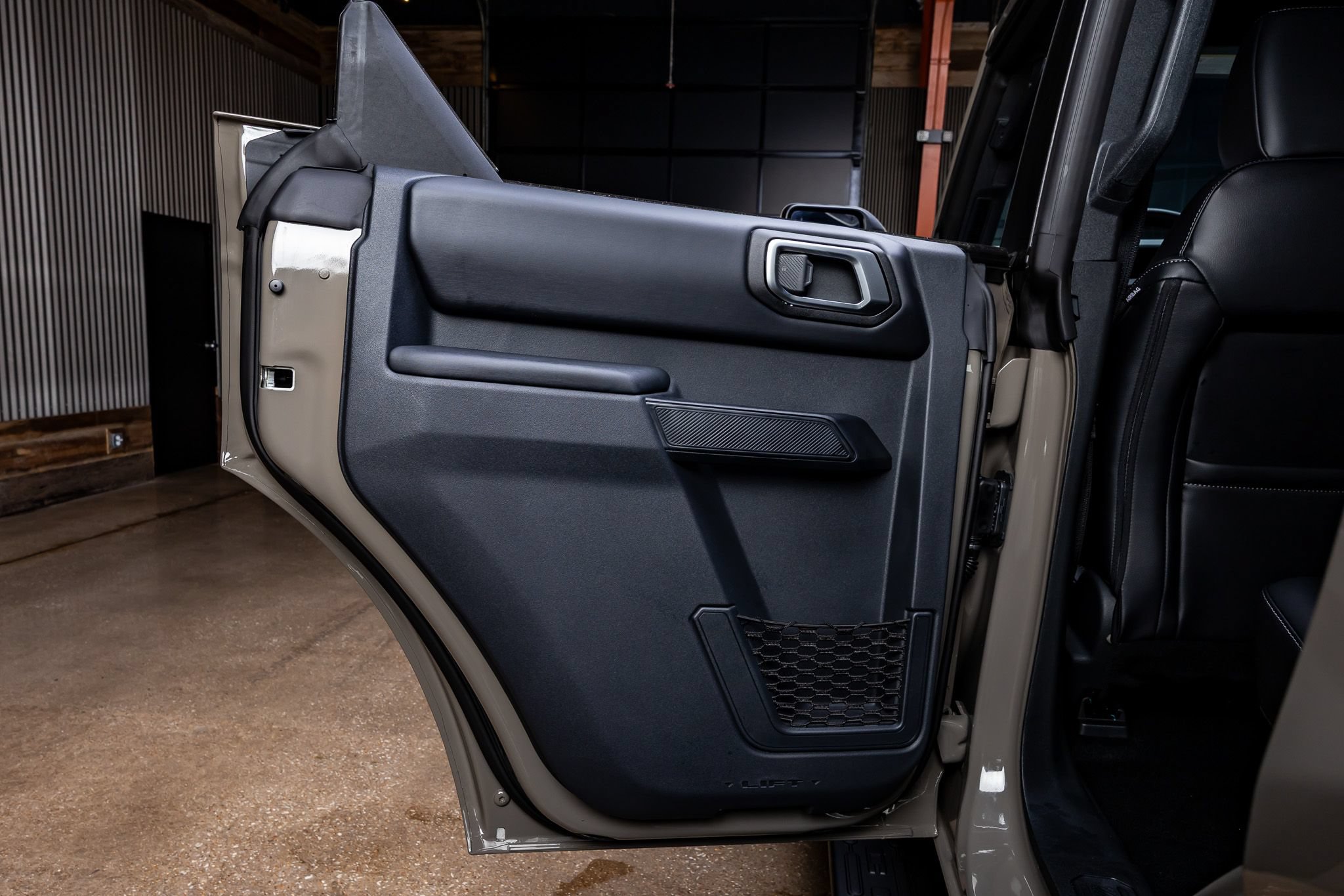 Used 2026 Ford Bronco Outer Banks AWD/4WD image 37