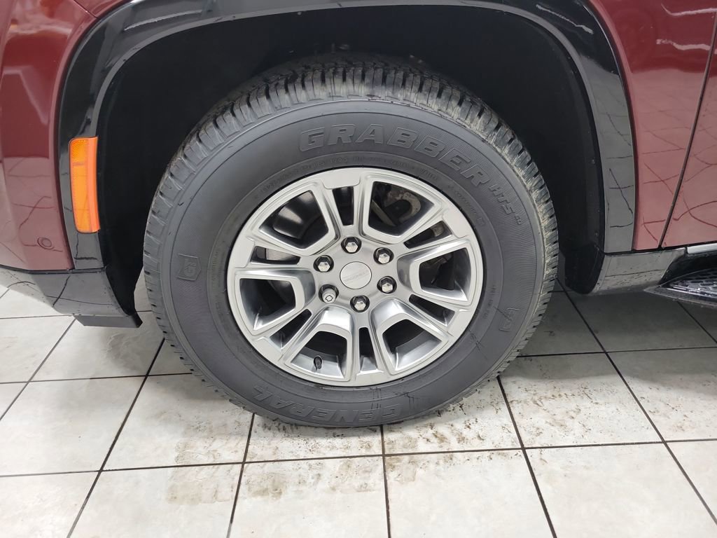 Used 2023 Jeep Wagoneer 4WD image 52