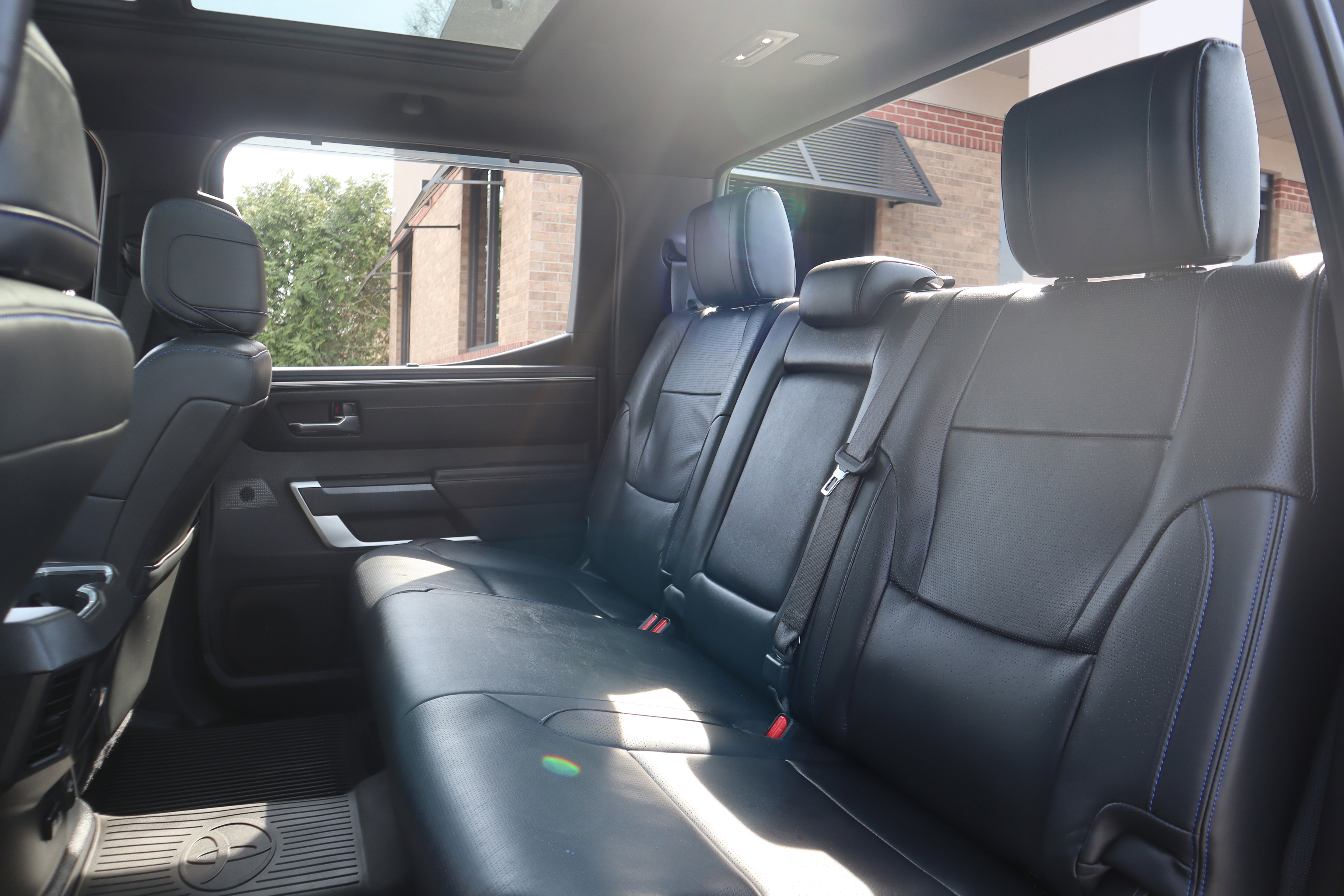 Used 2023 Toyota Tundra Platinum w/ Advanced Package image 38