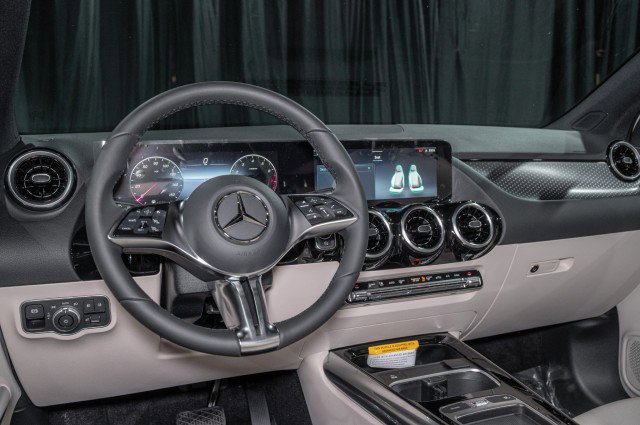 Certified 2026 Mercedes-Benz GLA 250 image 17
