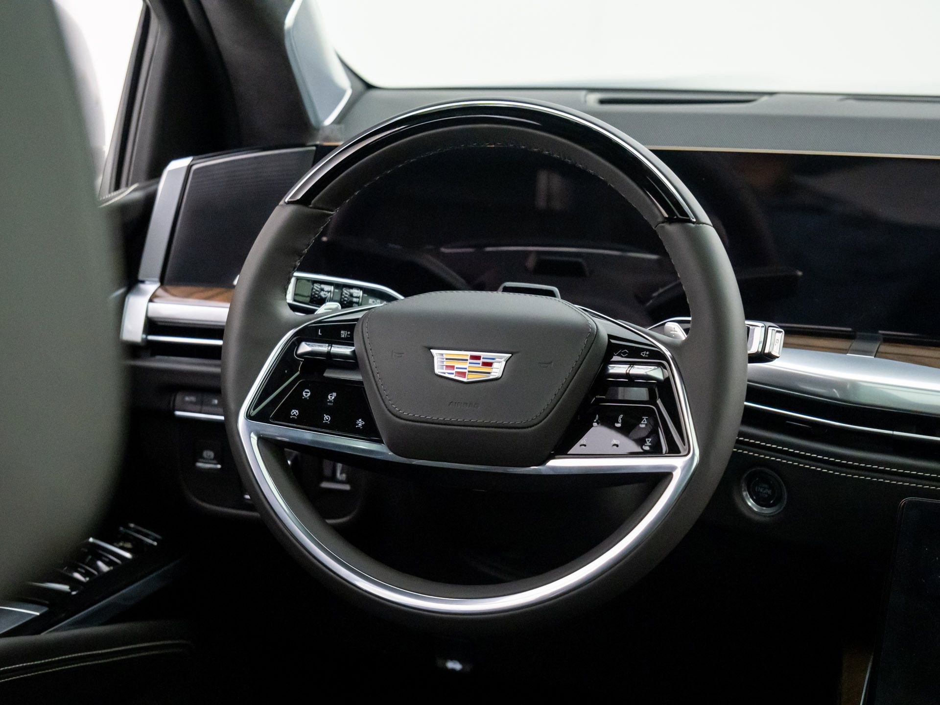 New 2026 Cadillac Escalade Platinum Sport w/ LPO, ONYX Package image 11