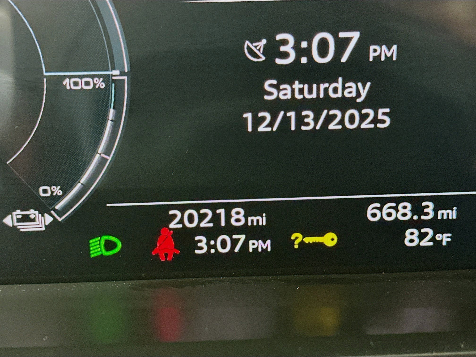 Used 2023 Audi e-tron GT Premium Plus w/ Performance Package image 18