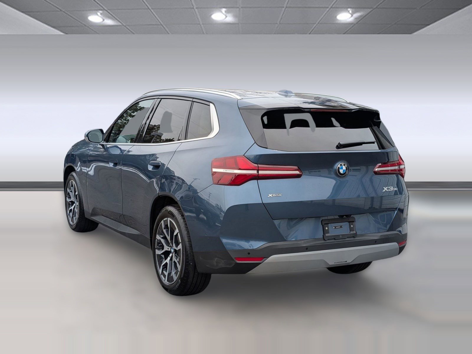 Certified 2025 BMW X3 xDrive30i w/ Premium Package image 3