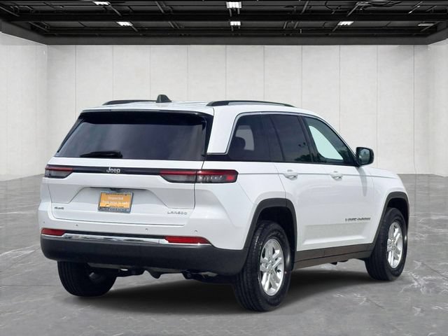 Certified 2023 Jeep Grand Cherokee Laredo w/ Luxury Tech Group I AWD/4WD image 5