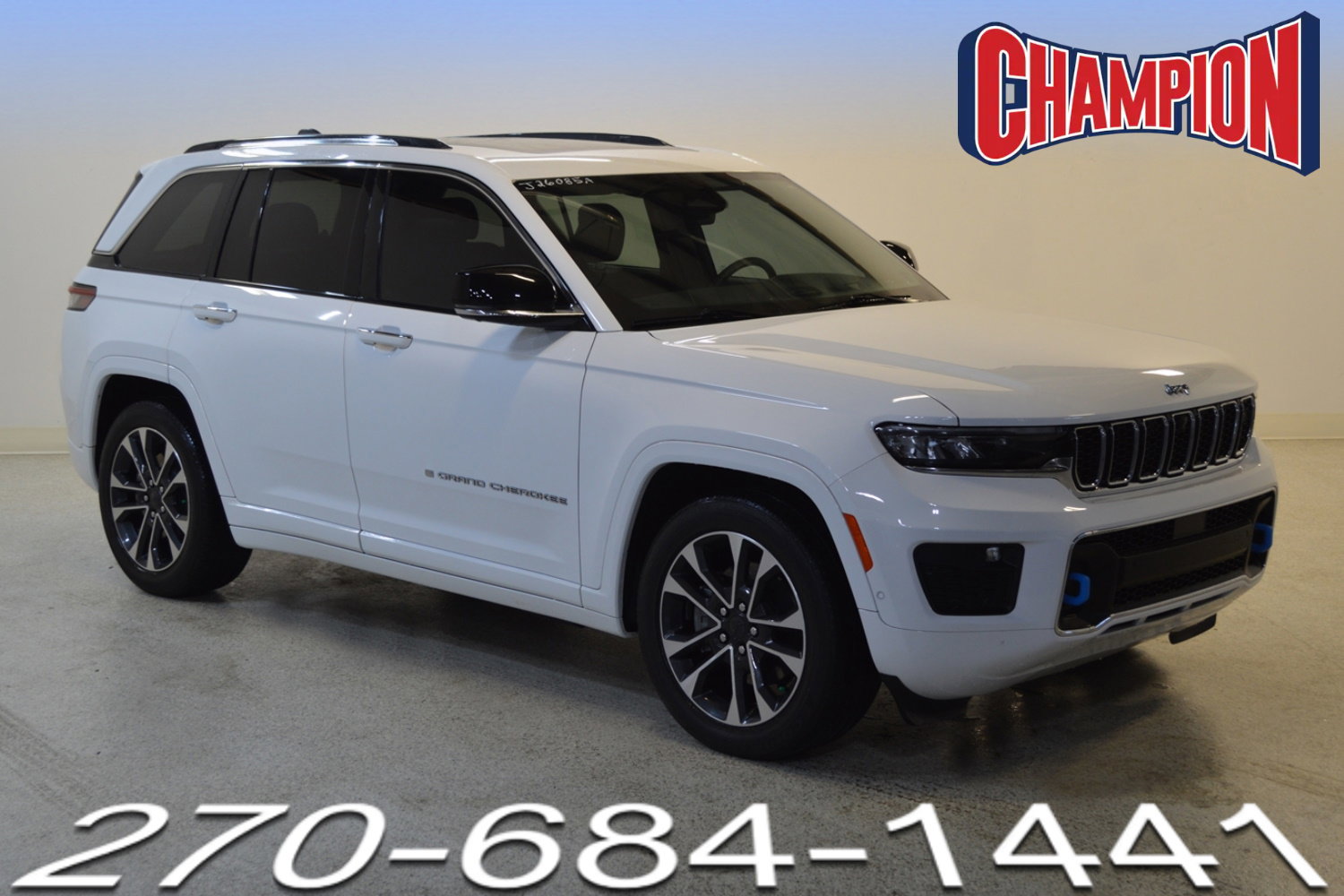 Used 2023 Jeep Grand Cherokee Overland w/ Advanced Protech Group III image 1