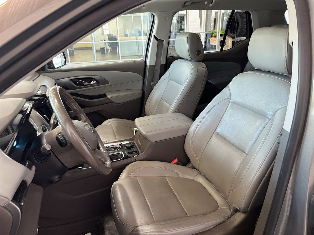 Used 2019 Chevrolet Traverse Premier w/ Driver Confidence II Package image 13