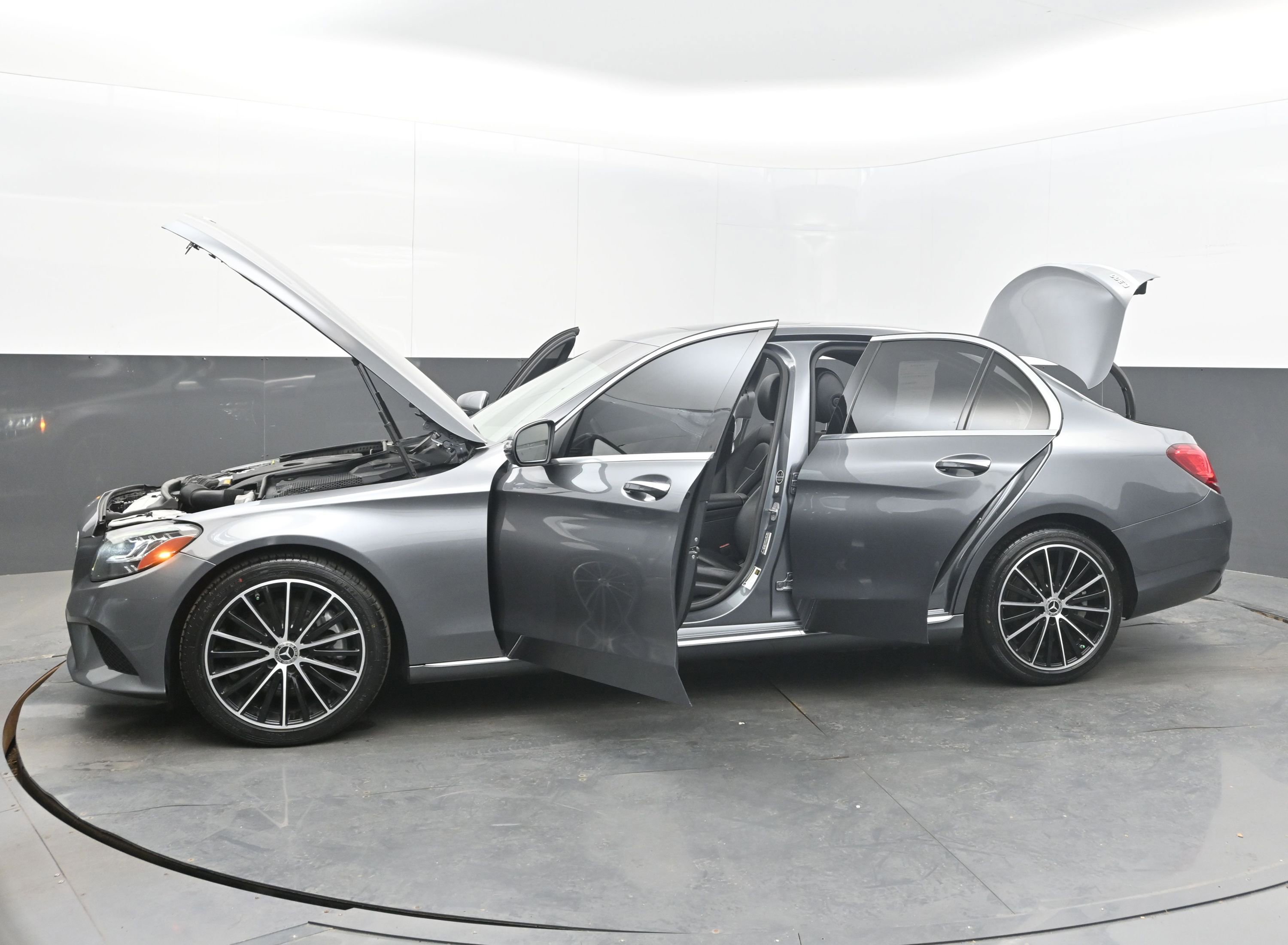 Used 2021 Mercedes-Benz C 300 Sedan w/ Premium Package image 40